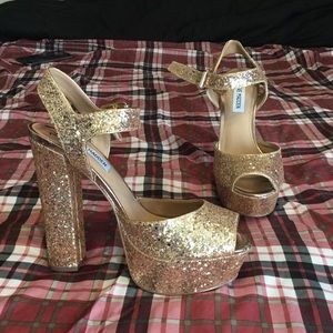 Steve Madden Gold Heels